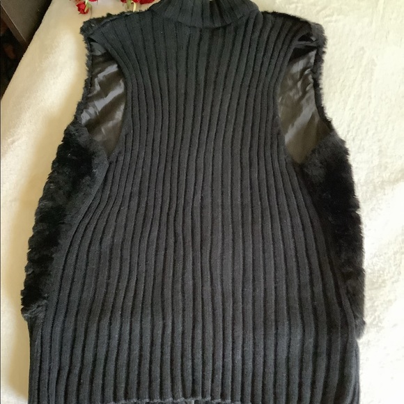 Black Fur Vest - Picture 3 of 8